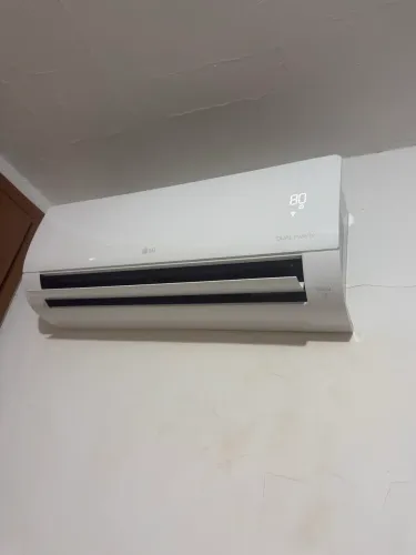 Ar Condicionado LG Dual Inverter 9.000 BTUs 220V