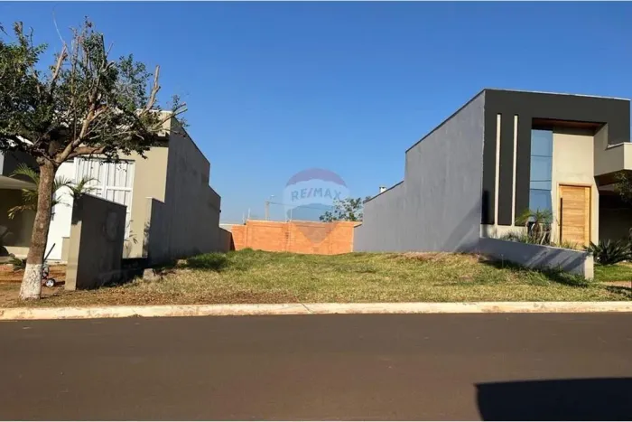 Terreno - 250m² - Condomínio Valência Gracia - Venda