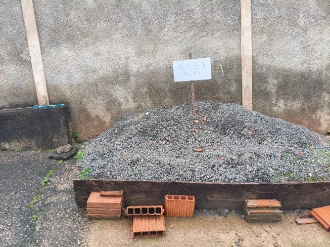 Pedra Média