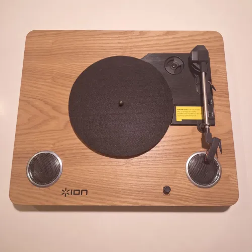 Toca Discos de Vinil ION Archive LP