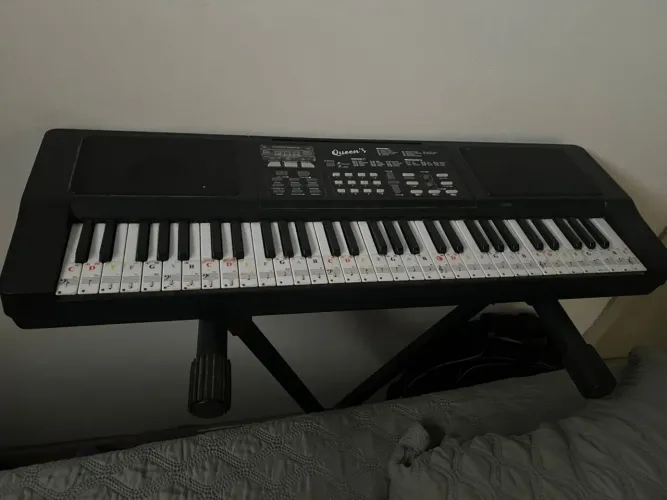 Teclado Queens - 61 teclas 