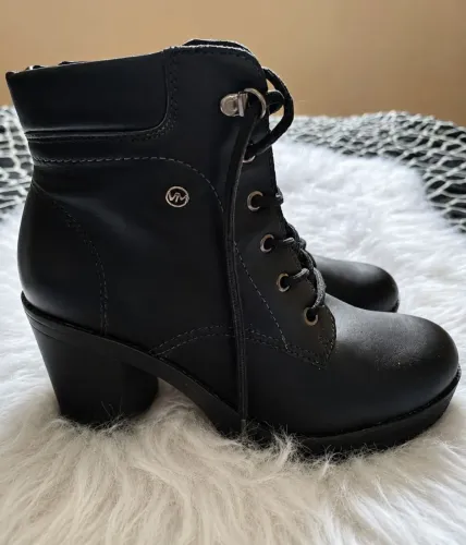 Bota Coturno Feminina Via Marte | Ótimo Estado