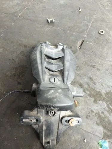 Paralama traseiro ou suporte de placa da XJ6