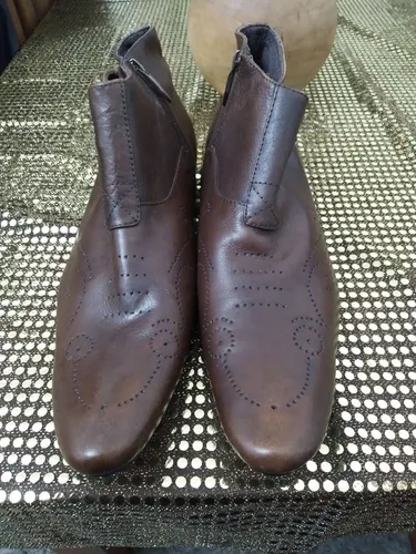 Bota em couro legítimo masculino nova importada 