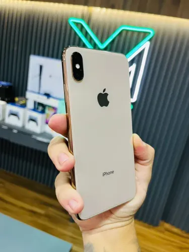 iPhone XS maxx com garantia e preço baixo / loja aberta