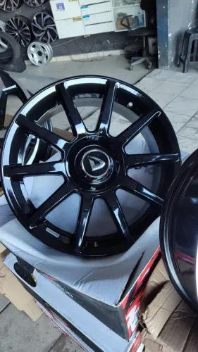 Rodas 17 daimler única com furacão 4x114 Nissan tida Sentra livina e<br>4x100  Volks fiat