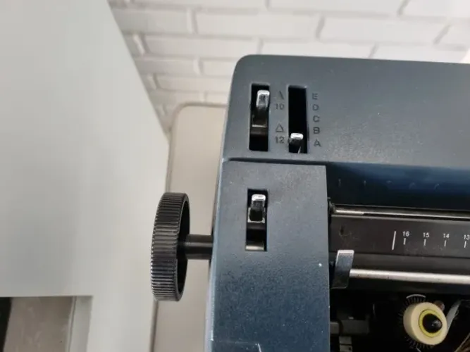 Maquina de datilografia IBM Elétrica