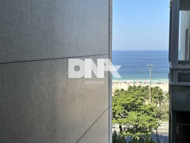 Apartamento - / Residencial / Copacabana - Atlântica