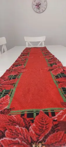 Trilho/caminho de mesa natalino 