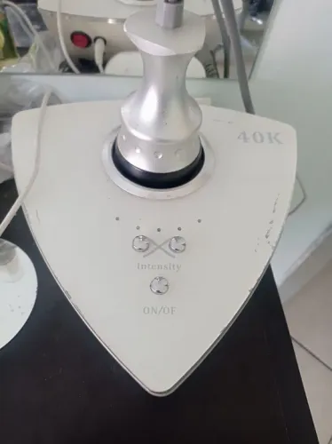 Aparelho de estética lipocavitação 