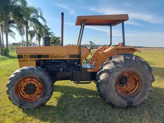 Valmet 148 único dono 