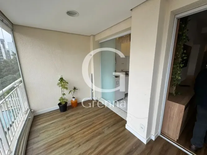 Apartamento semi mobiliado para locação com 77m², Pinheiros - SP.