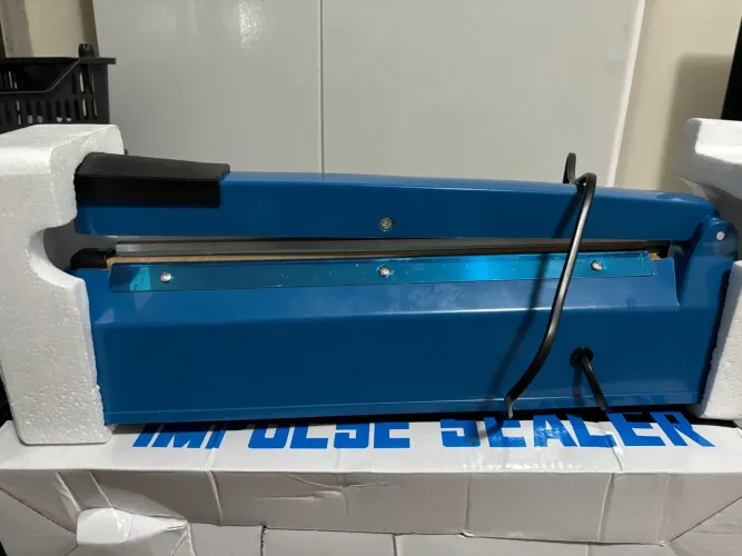 Seladora Impulsa para Embalagens Plástico