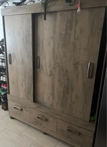 Guarda roupa12040856