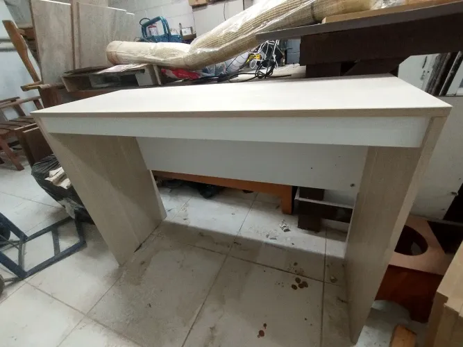 Mesa escrivaninha