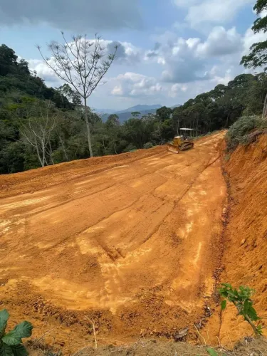 Lindo lote em Dom. Martins com vista permanente para a mata