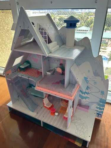 Chalé da Lol de gelo ( Winter Disco)