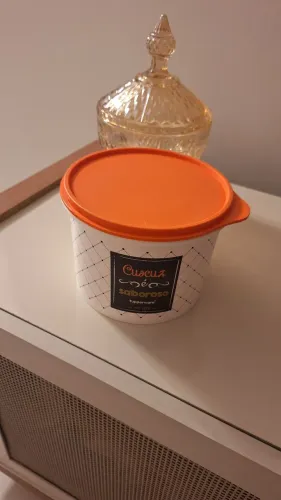 Pote tupware novo Cuscuz 1.7litros grande