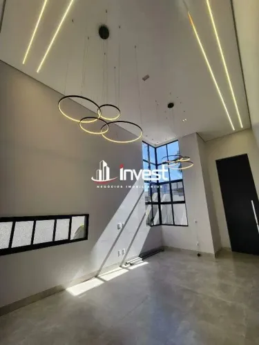 Casa com excelente localização no bairro Jardim do lago