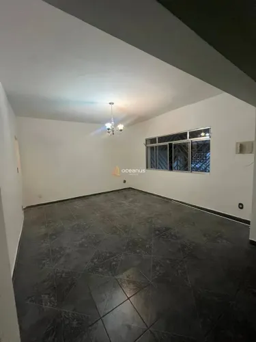 Casa a venda na Vila Moraes - Saúde, 2 dormitórios, 2 vagas.