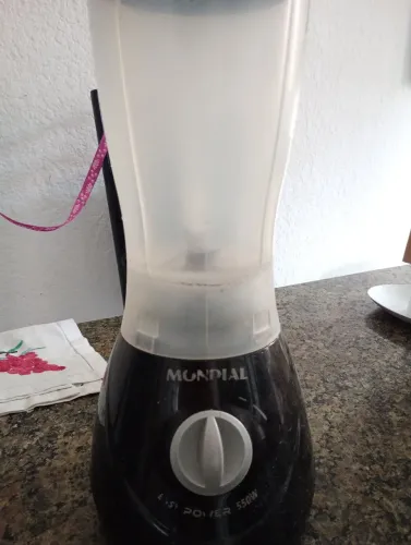 Liquidificador COPO COM DEFEITO! FALTA PEÇA