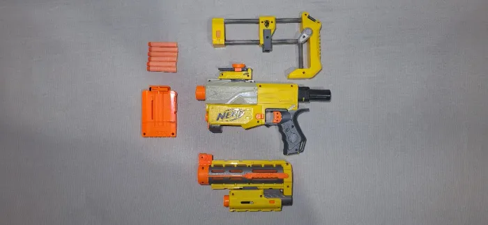 Lançador de Dardos Nerf Recon CS-6