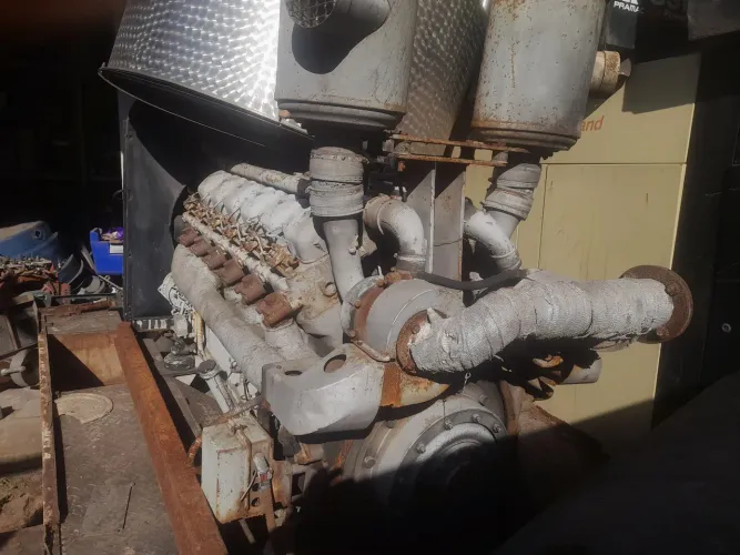 Motor  Diesel MWM 232 V12 STD BITURBO COM 432 HORAS ESTACIONARIO