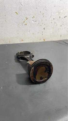 Pistão e biela Volkswagen Audi A3 1.6