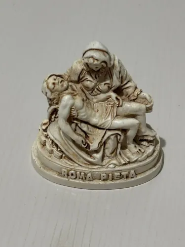 Escultura Pietà de Roma