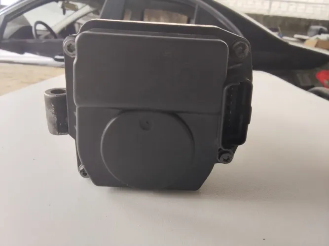 Tbi Duster 1.6 e Megane 1.6 *1