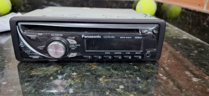 Cd player Panasonic CQ-RX105L MP3 4×50Whats com entrada pra bhootuph. 