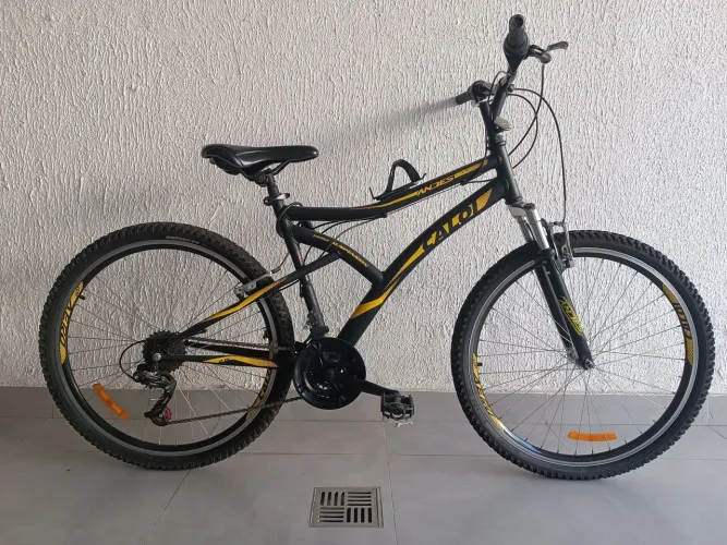 Bicicleta aro 26 - Caloi