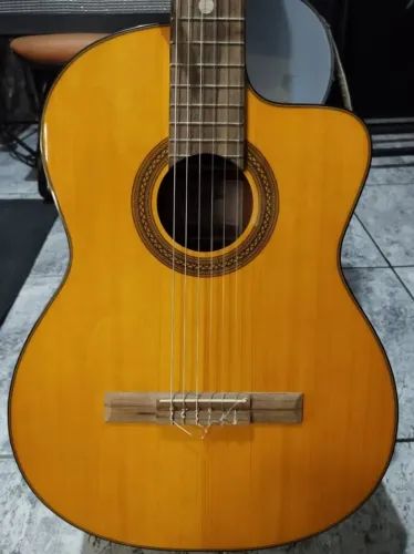 Violão Takamine nylon Mod. GC1CE-NAT