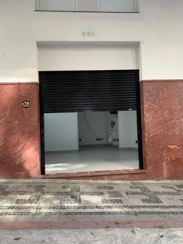 Ponto comercial/Loja/Box para aluguel possui 70 metros quadrados