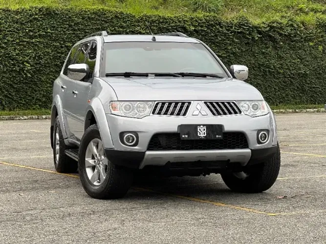 Mitsubishi Pajero Dakar HPE 3.2 Diesel 2013 Com Apenas 53K kms Rodados