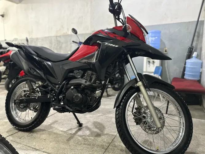 XRE 190 2022 em bom estado 