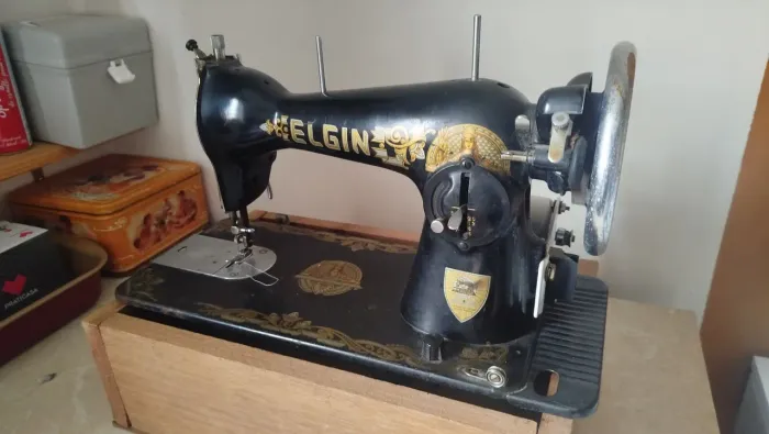 Máquina de Costura Elgin b3 retro