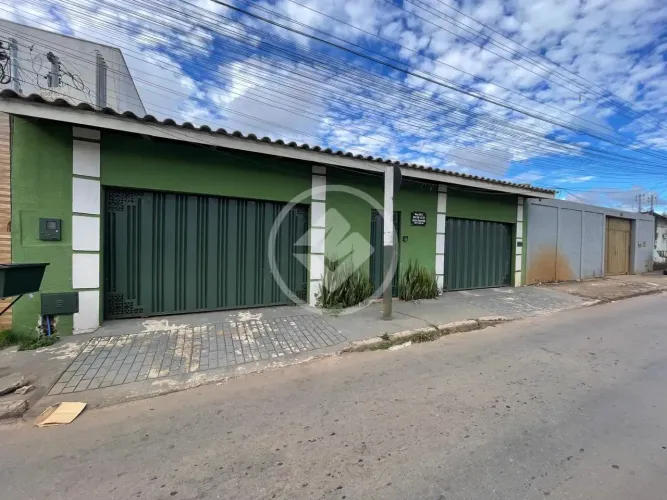 Excelente Oportunidade, para vc que procurar excelente localização para locar imóvel. E re