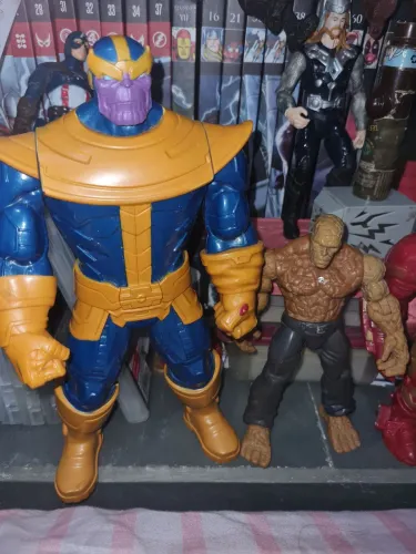 Bonecos Marvel - vários