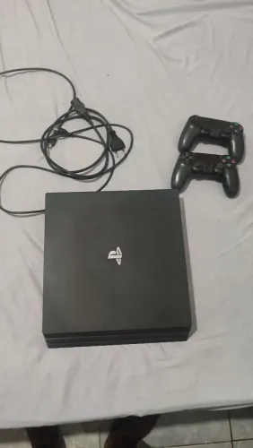 PS4 Pro 
