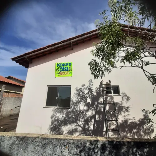 Vendo casa de 2 quartos no ilha bela