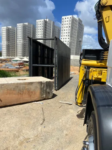 Escoramento trecho box para vala. 