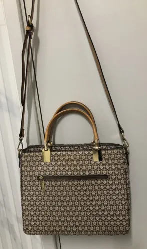 Linda, Fina e Prática bolsa da Chenson.