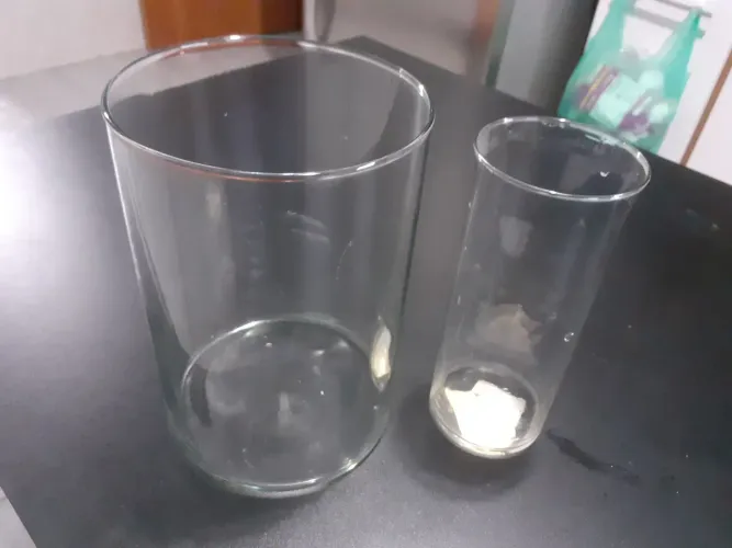 2 Vasos Tubos de Vidro Decorativos - Leia Descrição