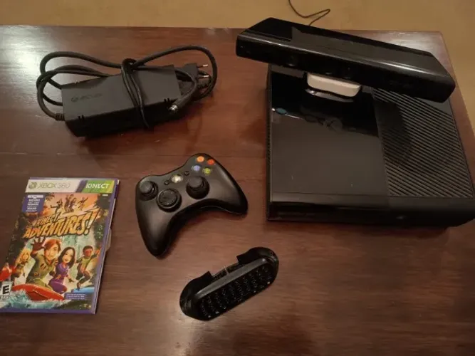 Xbox 360 250gb (5 meses de uso)