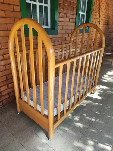 Berço em madeira Marfim, caminha de bebê, desmontável