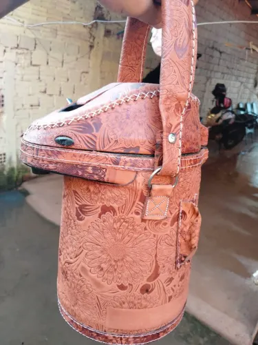 Garrafa de teres personalizada