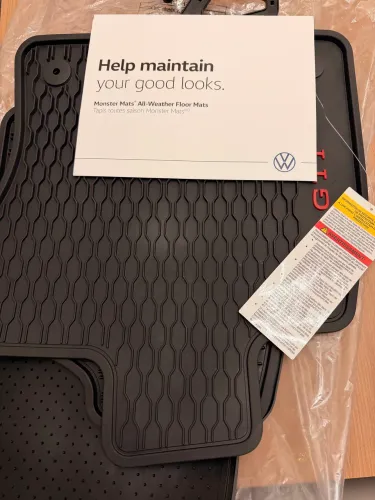 Tapete Monster Mats Original Volkswagen Golf GTI MK8.5