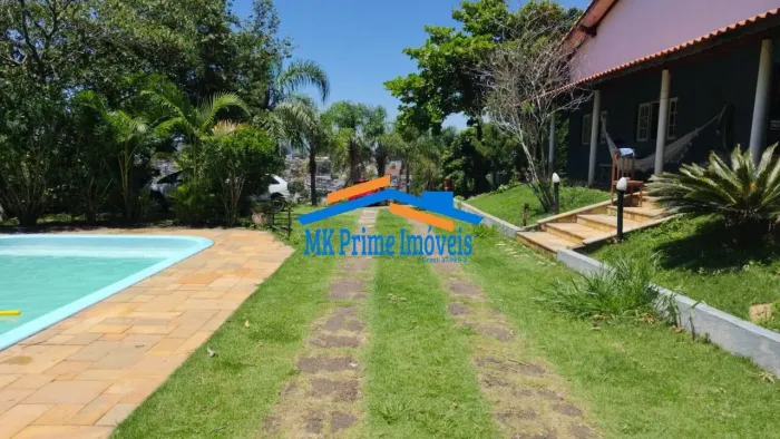 Sítio à Venda em Santana de Parnaíba.