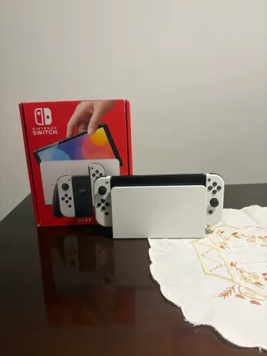 NINTENDO SWITCH OLED!